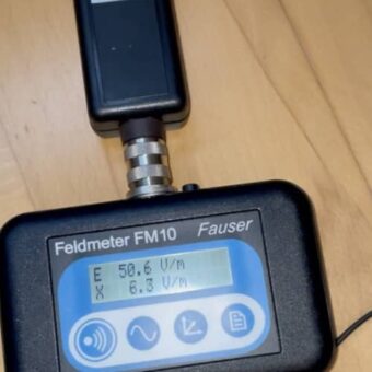 Potentialfreie NF Messung innerhalb des Abschirmzeltes ohne Erdungsanschluss