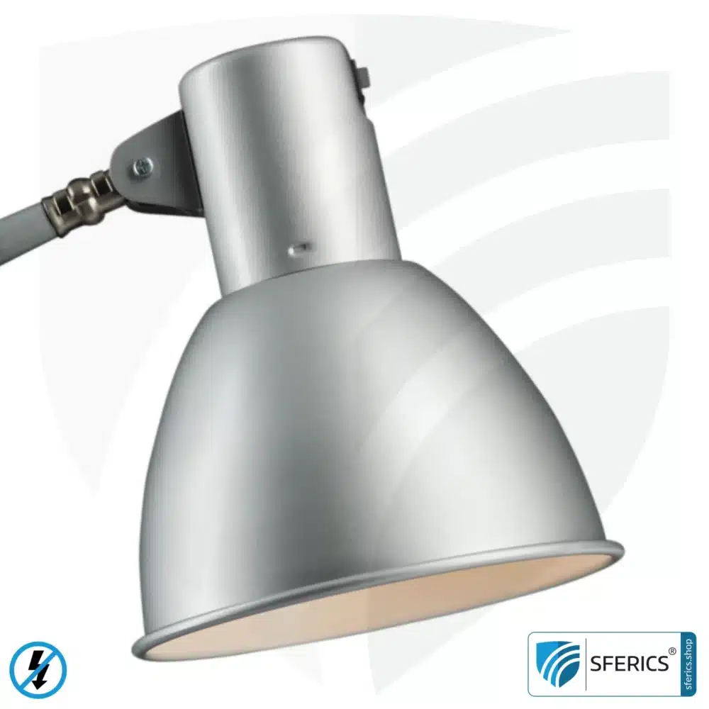 Geschirmte Lampe im Design SILBER | Schreibtischlampe für den hellen Arbeitplatz oder als geniale Werklampe | E27 Fassung