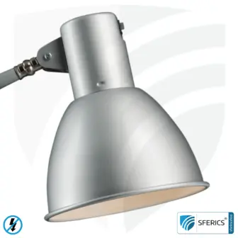 Geschirmte Lampe LONDON im Design SILBER | Schreibtischlampe für den hellen Arbeitplatz oder als geniale Werklampe | E27 Fassung 17 Geschirmte Lampe im Design SILBER | Schreibtischlampe für den hellen Arbeitplatz oder als geniale Werklampe | E27 Fassung