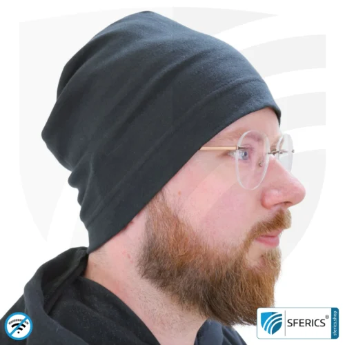 Mütze, abschirmend + schwarz | Schutz bis 40 dB vor HF Elektrosmog (Handy, WLAN, LTE) | Black-Jersey | 5G ready! 1 Abschirmende Mütze | Schutz bis 40 dB vor HF Elektrosmog (Handy, WLAN, LTE) | Black-Jersey | Wirkungsvoll gegen 5G!
